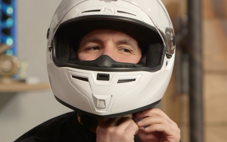 How Tight Should a Motorcycle Helmet Be